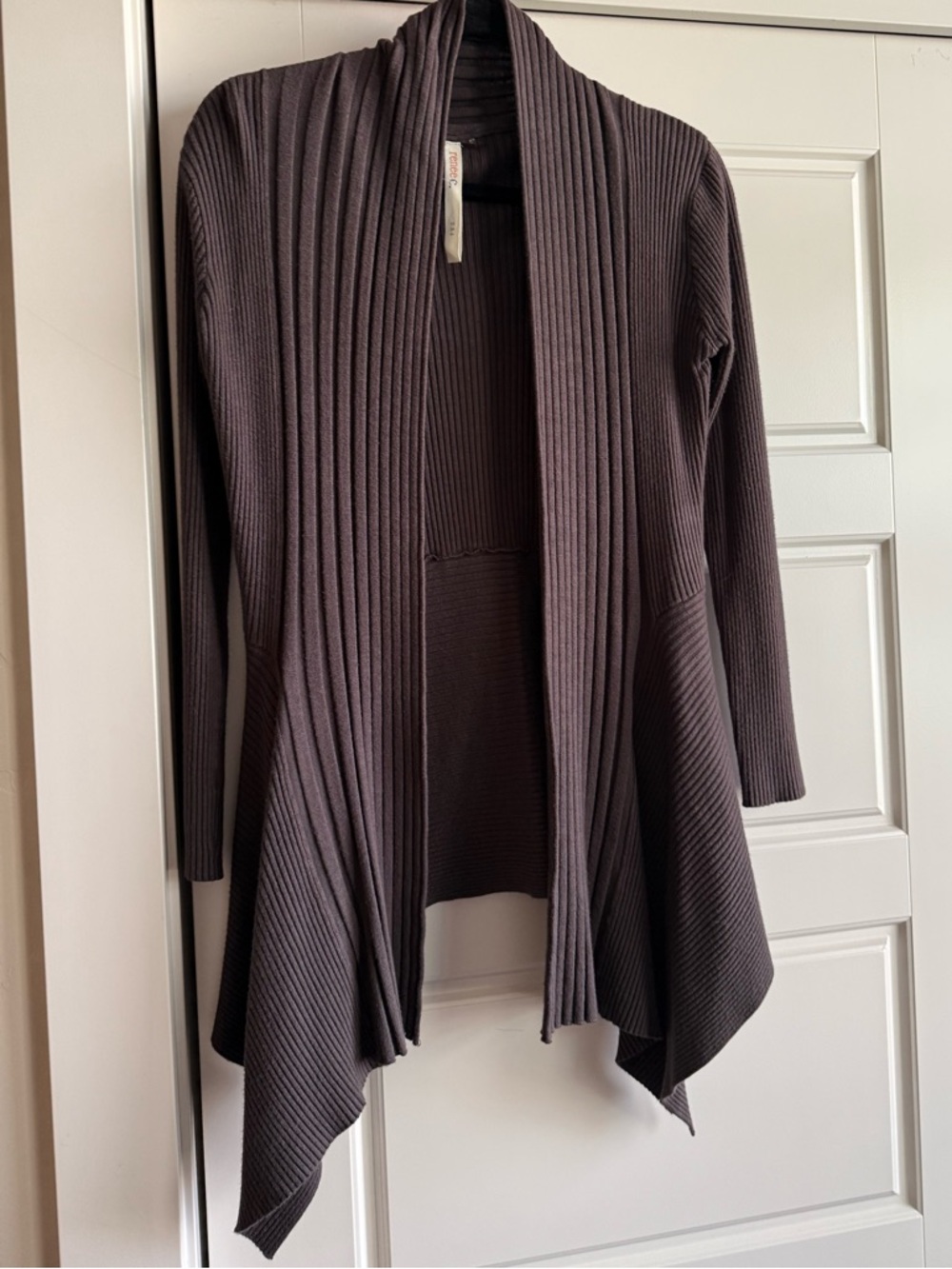 Renee C. Ribbed Open-Front Cardigan in Dark Brown